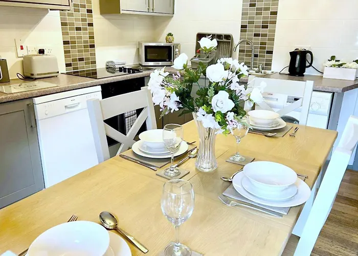 Beech 1 Hot Tub ヨーク