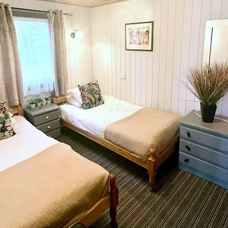 Beech 1 Hot Tub Ferienhaus