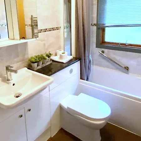 Beech 1 Hot Tub Ferienhaus York